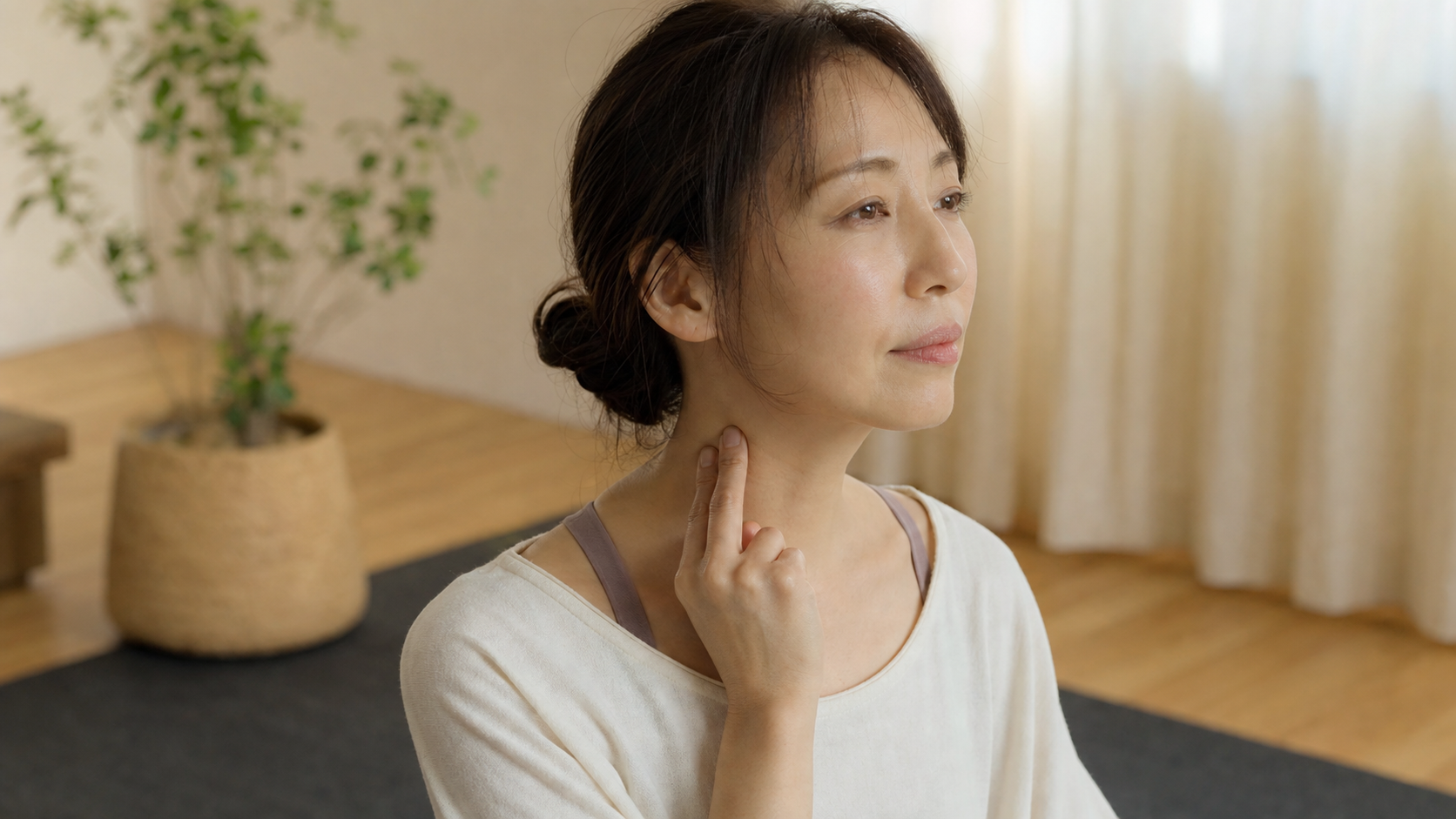 風池・天柱とは？場所・やさしい触れ方と首まわりの注意点：押し方の基本は、指の腹で軽く触れて呼吸に合わせること